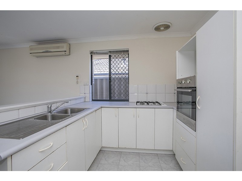 6/69 Upton Street, St James WA 6102