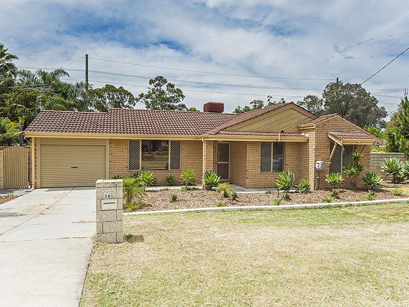 28 Galaxy Way, Carlisle WA 6101