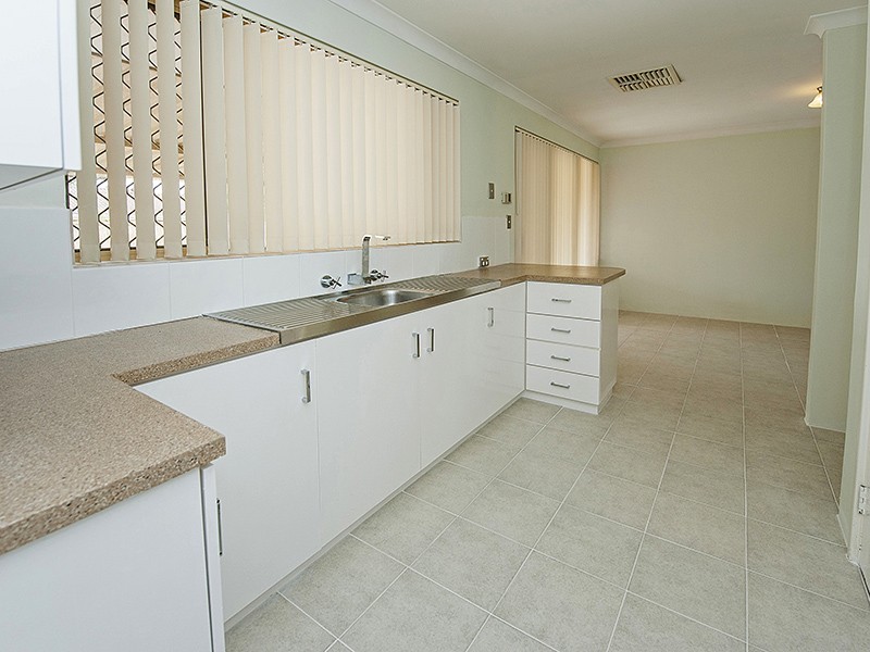 28 Galaxy Way, Carlisle WA 6101