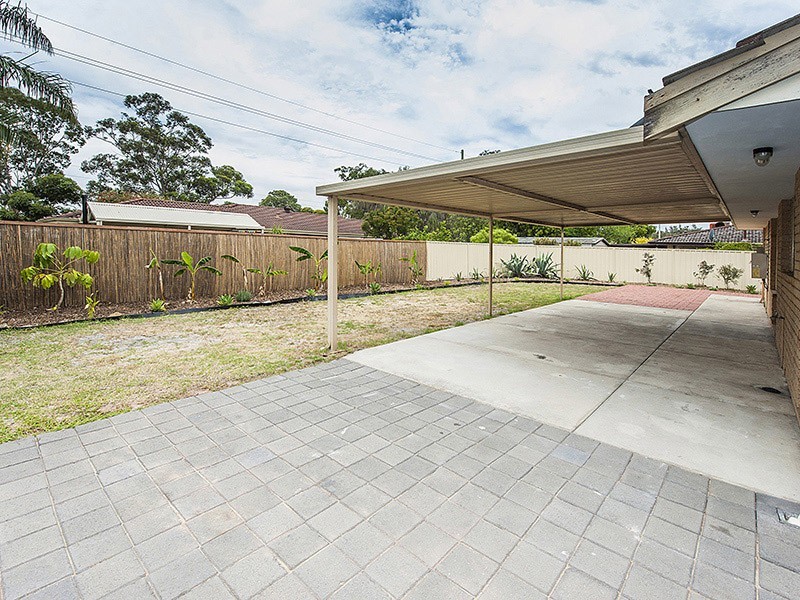 28 Galaxy Way, Carlisle WA 6101