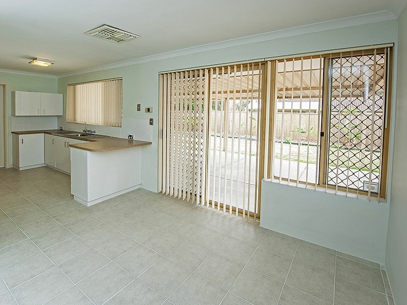 28 Galaxy Way, Carlisle WA 6101