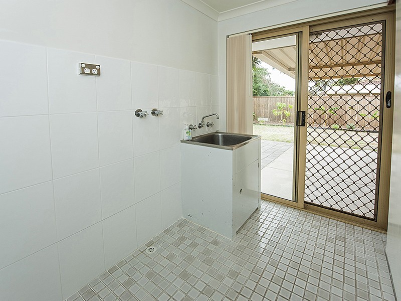 28 Galaxy Way, Carlisle WA 6101