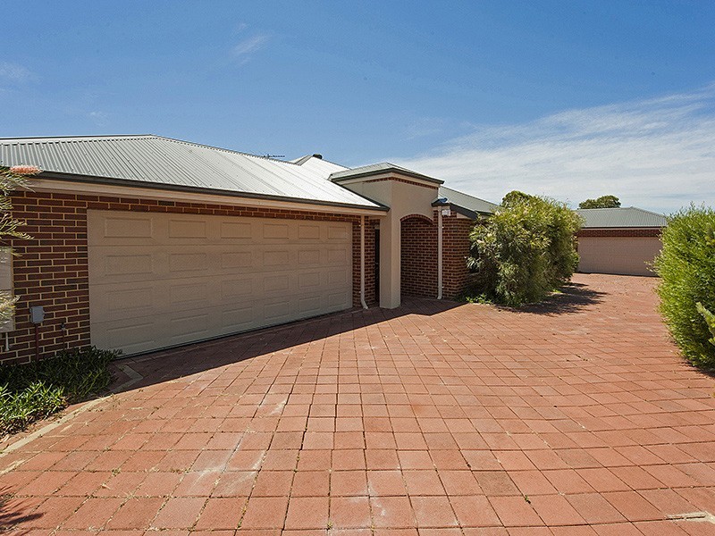 36B Raleigh Street, Carlisle WA 6101