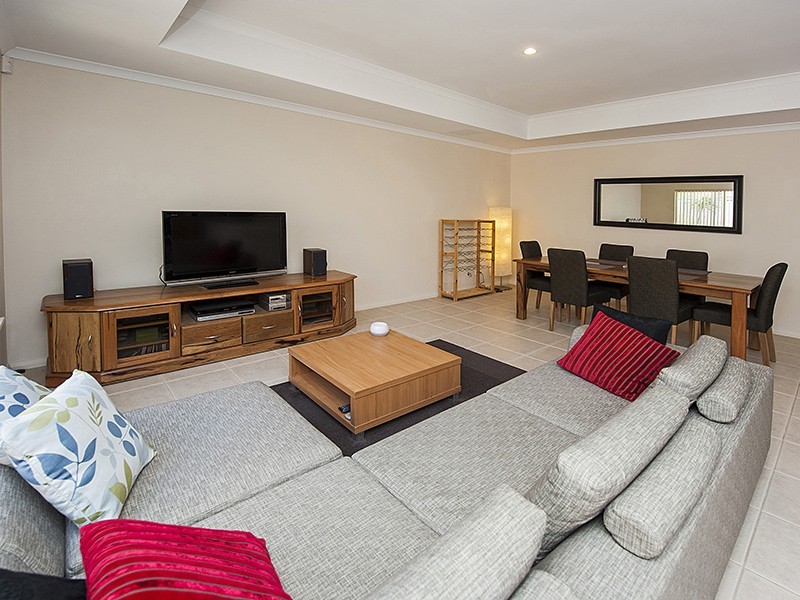 36B Raleigh Street, Carlisle WA 6101