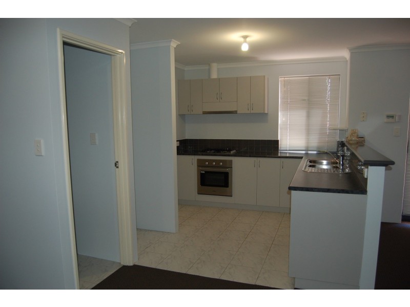 1/8 Acton Avenue, Bentley WA 6102