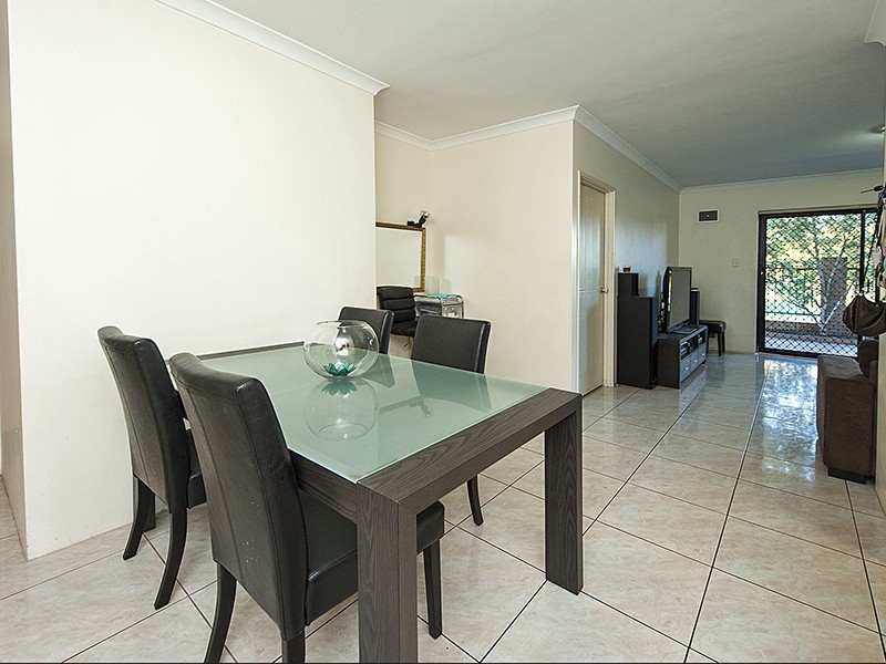 16/20 Gochean Avenue, Bentley WA 6102