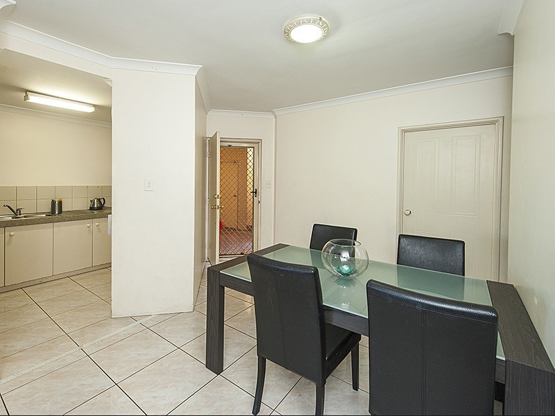 16/20 Gochean Avenue, Bentley WA 6102