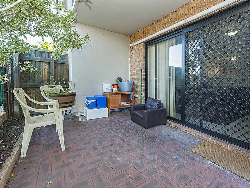 16/20 Gochean Avenue, Bentley WA 6102