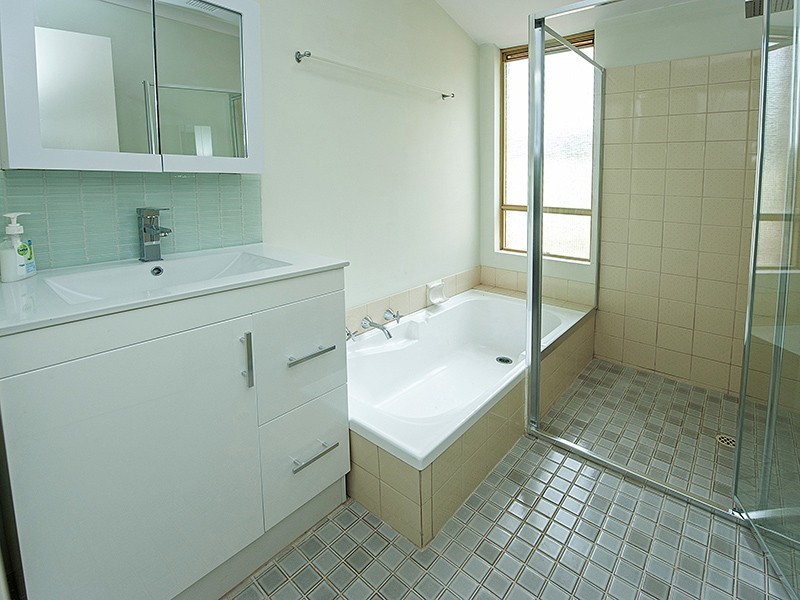 28 Galaxy Way, Carlisle WA 6101
