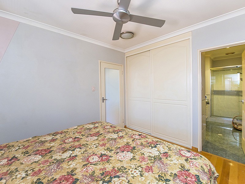 2/35 Kitchener Ave, Burswood WA 6100