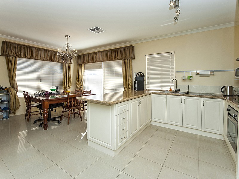 9A Duke Street, Bentley WA 6102