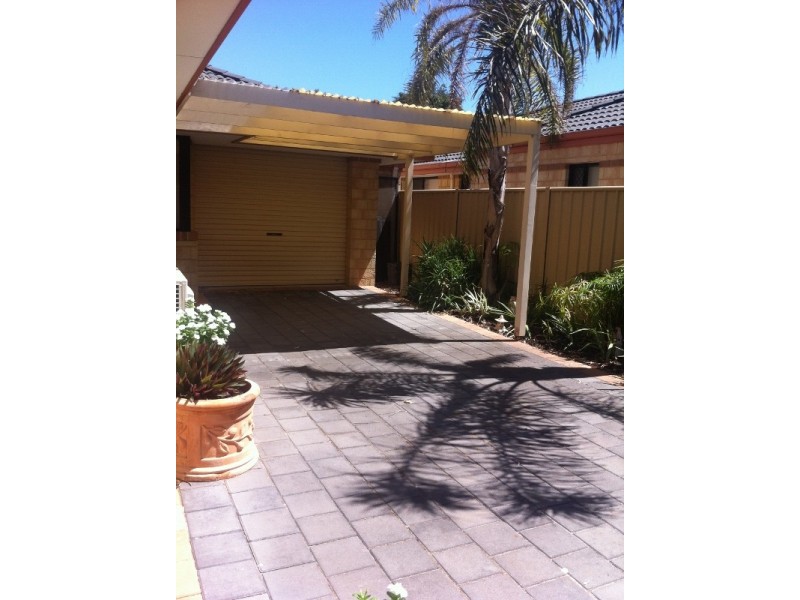 2/1 Boulder Street, Bentley WA 6102
