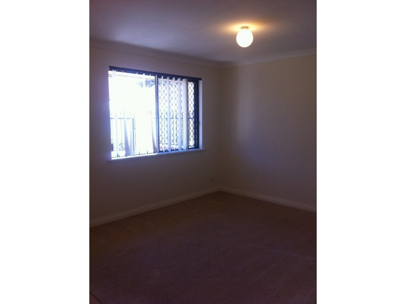 2/1 Boulder Street, Bentley WA 6102