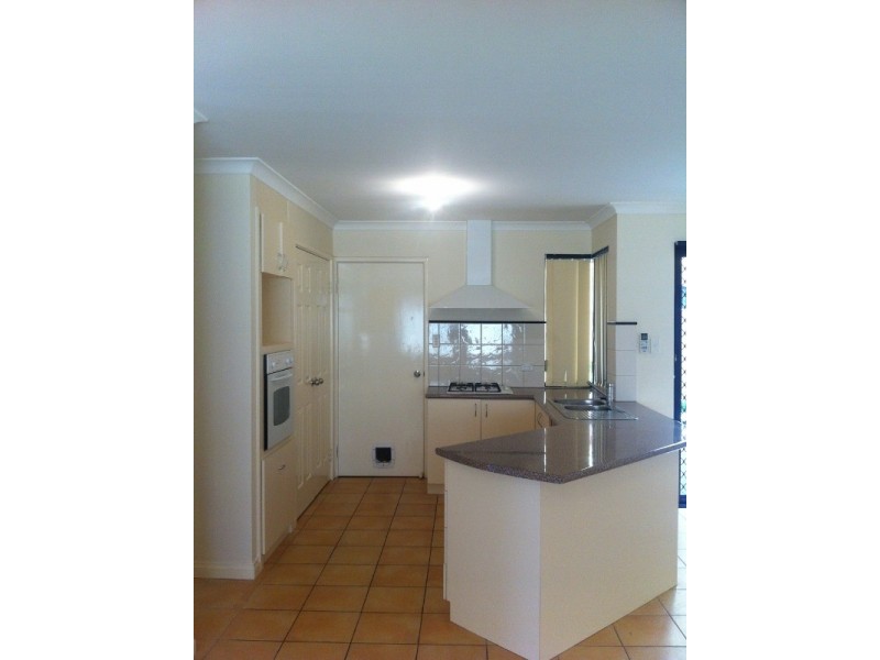 2/1 Boulder Street, Bentley WA 6102
