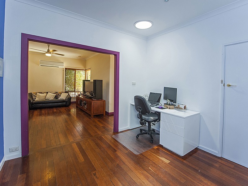 60 Alvah Street, St James WA 6102