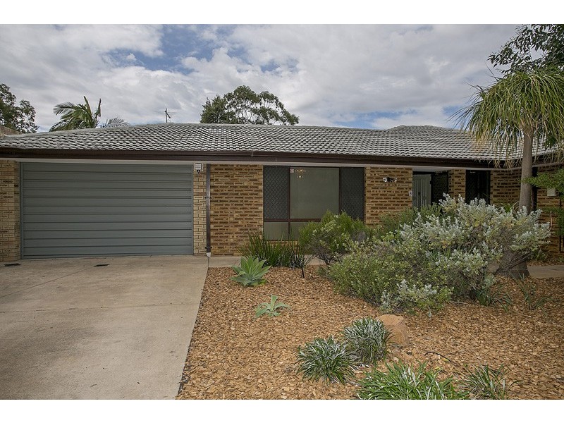 8 Boongala Close, Karawara WA 6152
