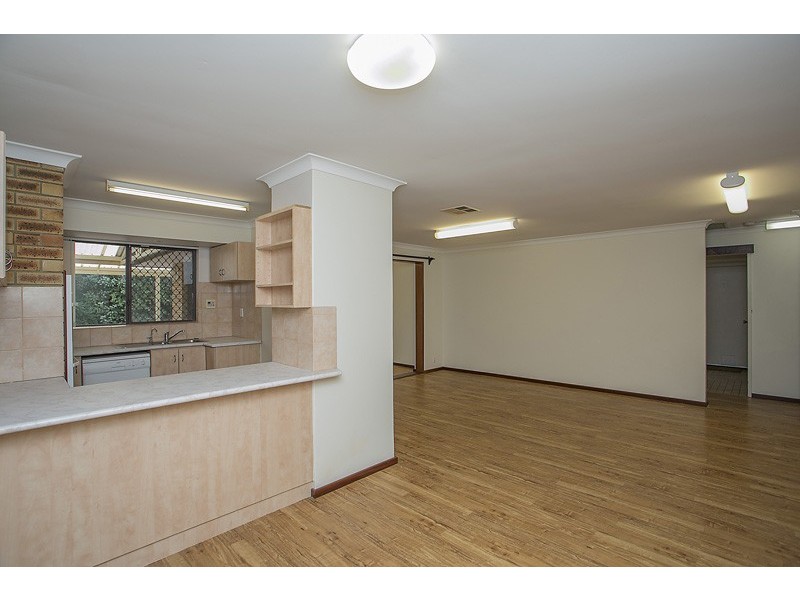 8 Boongala Close, Karawara WA 6152