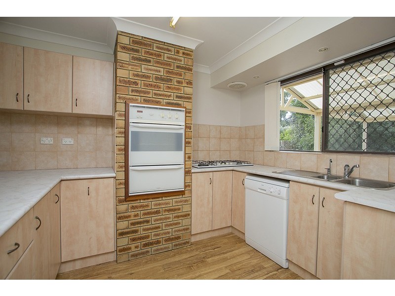 8 Boongala Close, Karawara WA 6152