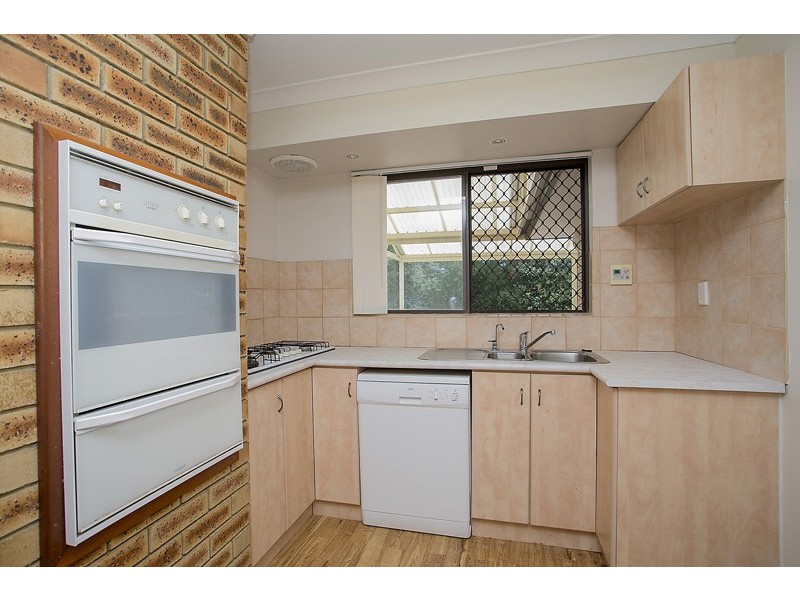 8 Boongala Close, Karawara WA 6152