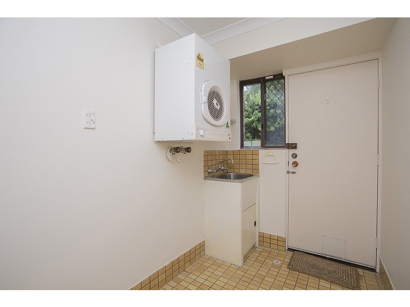 8 Boongala Close, Karawara WA 6152