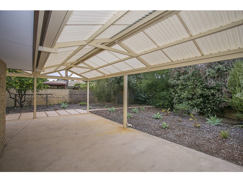 8 Boongala Close, Karawara WA 6152