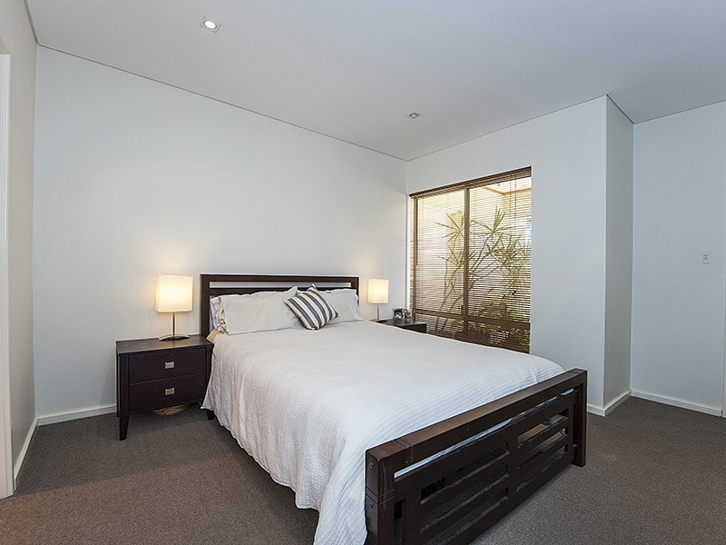 42A Grand Prom, Bayswater WA 6053