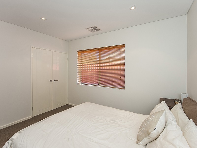 42A Grand Prom, Bayswater WA 6053