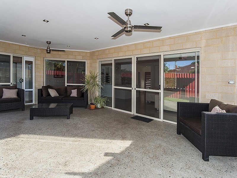 42A Grand Prom, Bayswater WA 6053
