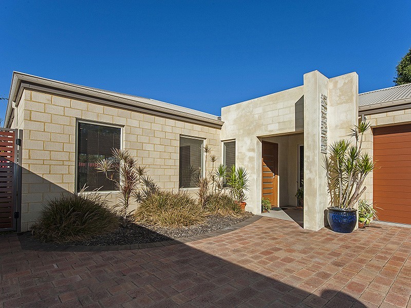 42A Grand Prom, Bayswater WA 6053