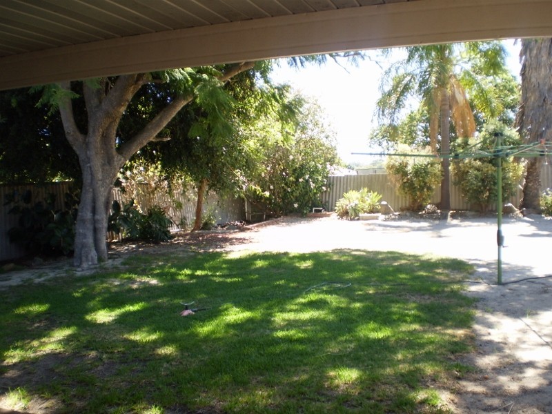 9 Riverview Road, East Victoria Park WA 6101