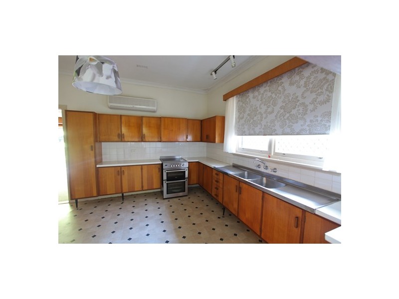 51 Walpole Street, St James WA 6102