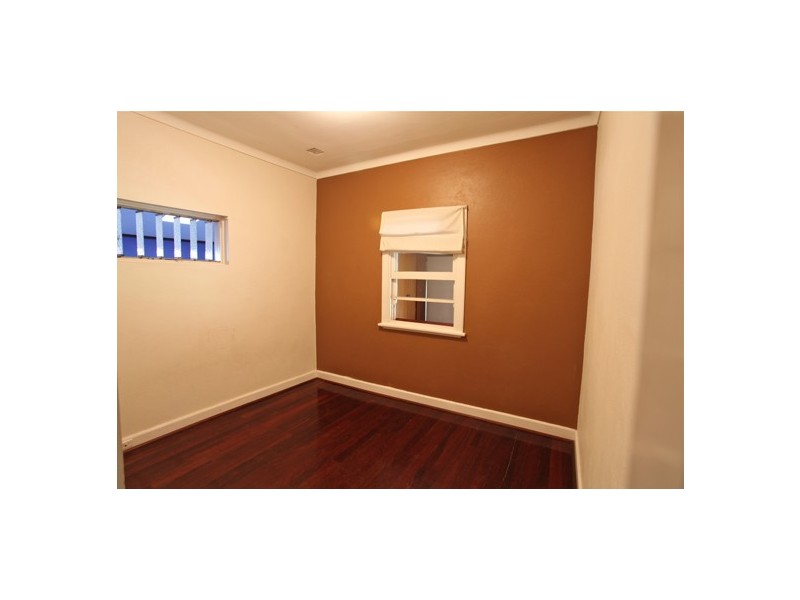 51 Walpole Street, St James WA 6102