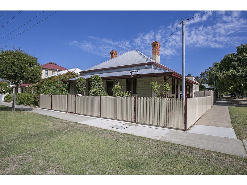 27 Gloucester Street, Victoria Park WA 6100