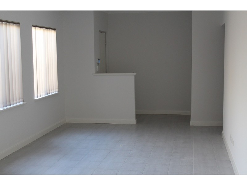 21c Albourne Way, Balga WA 6061