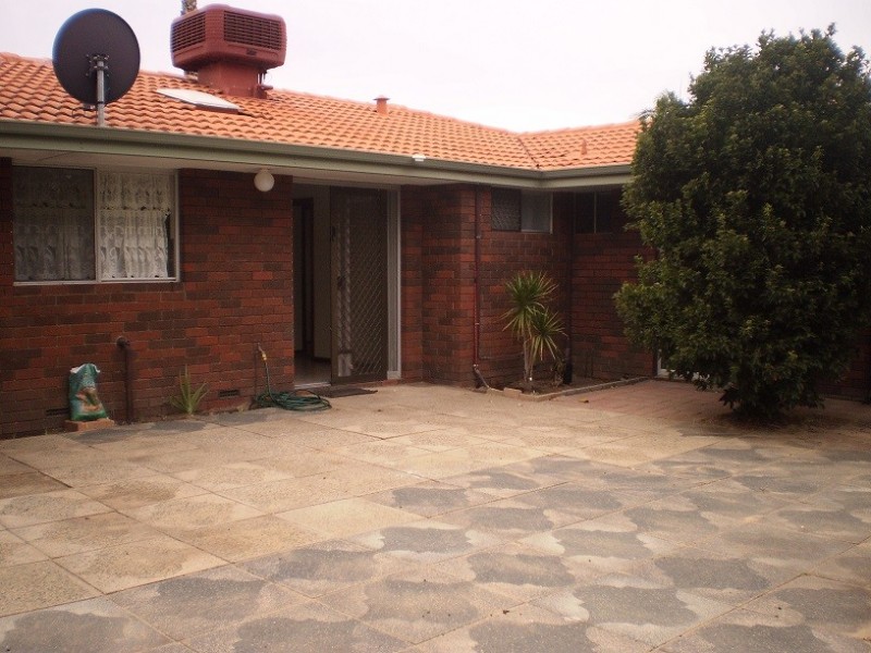 57 Mallee Way, Forrestfield WA 6058