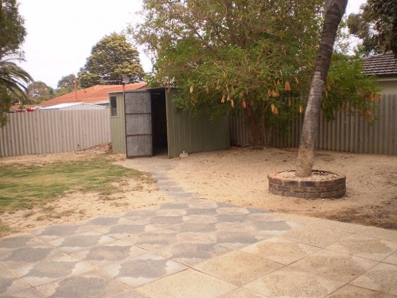 57 Mallee Way, Forrestfield WA 6058