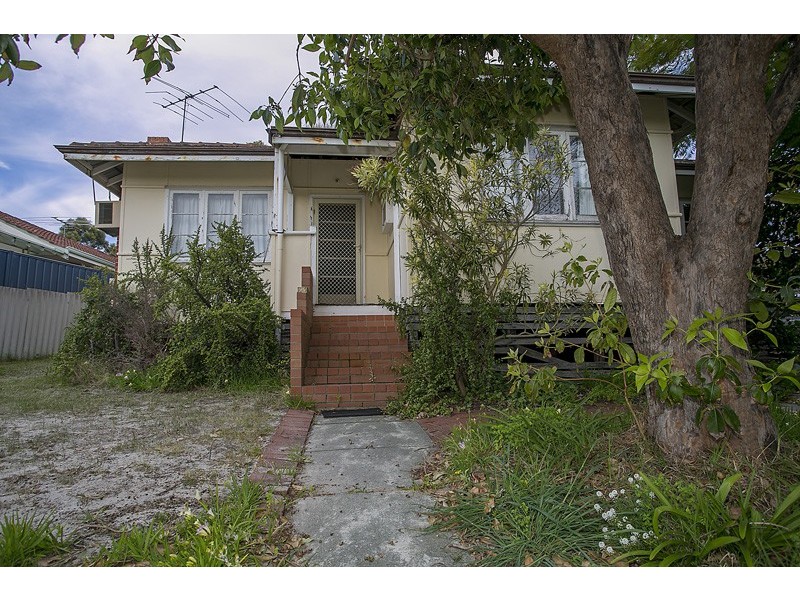 4 Stannard Street, St James WA 6102