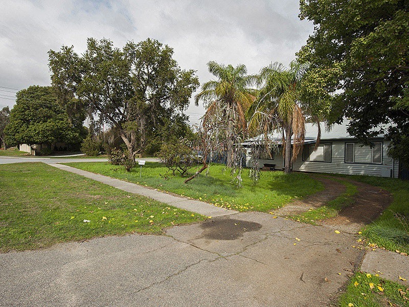 17 Weston Street, Maddington WA 6109