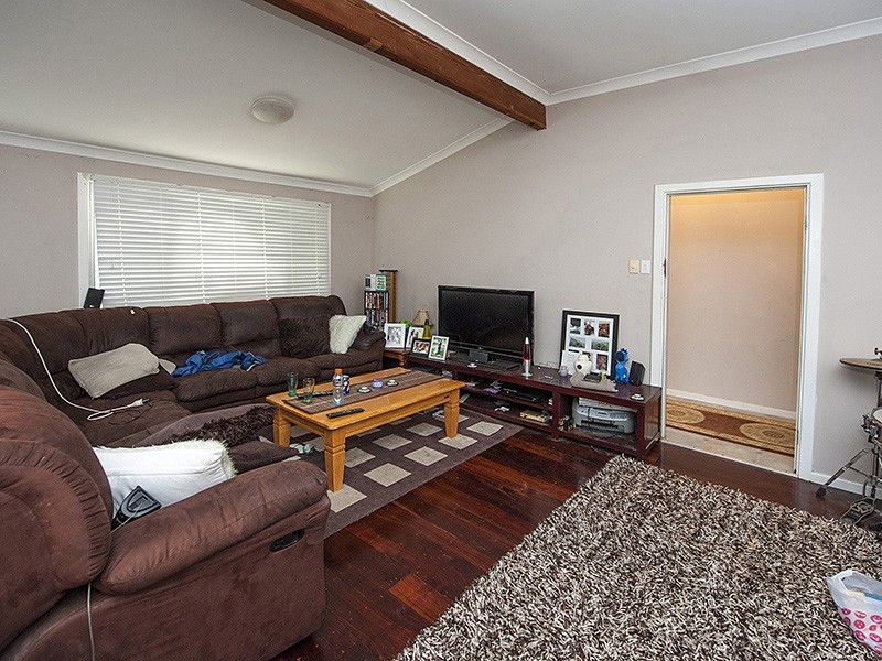 17 Weston Street, Maddington WA 6109