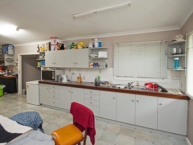 17 Weston Street, Maddington WA 6109