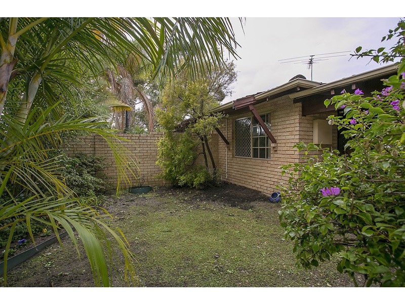 2 / 2 Anglesea Street, East Victoria Park WA 6101