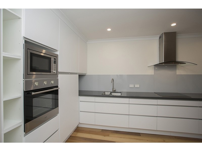 2 / 2 Anglesea Street, East Victoria Park WA 6101