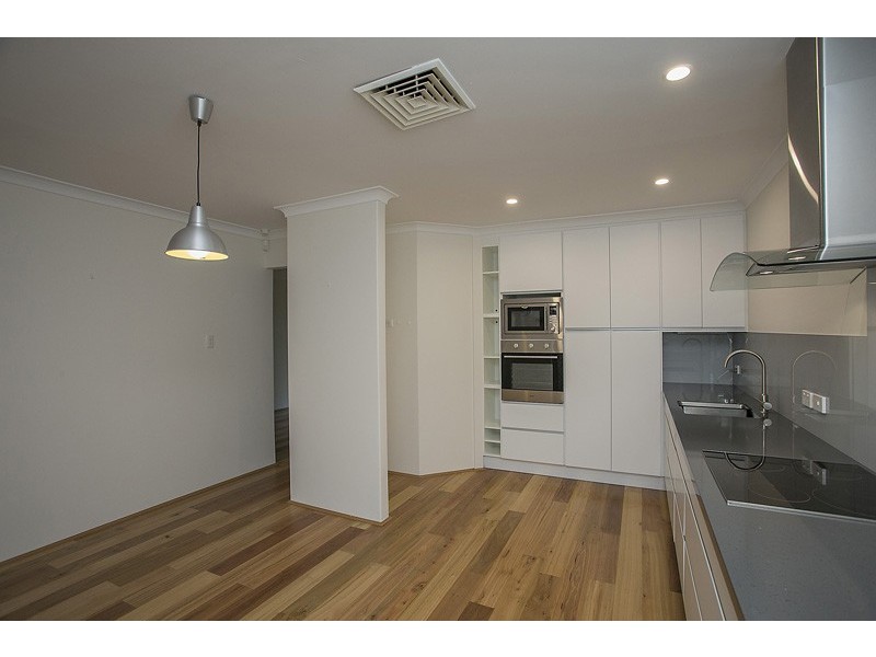 2 / 2 Anglesea Street, East Victoria Park WA 6101