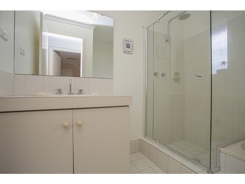 2 / 2 Anglesea Street, East Victoria Park WA 6101