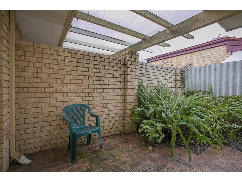2 / 2 Anglesea Street, East Victoria Park WA 6101