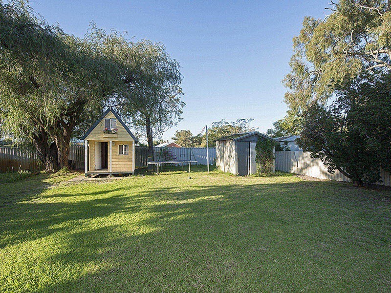 447 Knutsford Avenue, Kewdale WA 6105