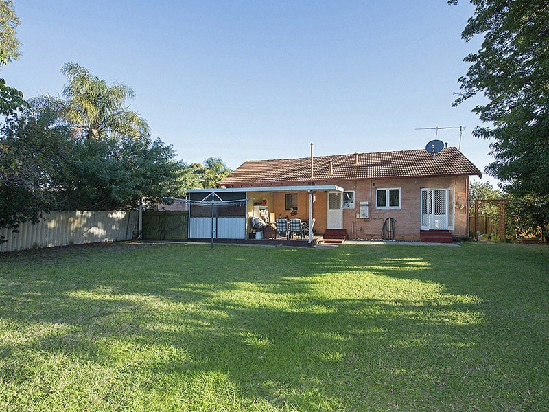 447 Knutsford Avenue, Kewdale WA 6105