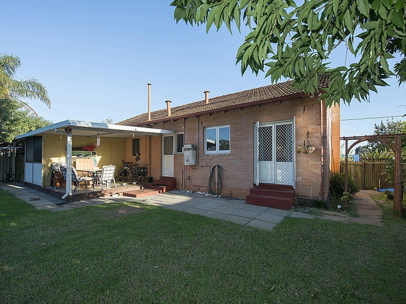 447 Knutsford Avenue, Kewdale WA 6105