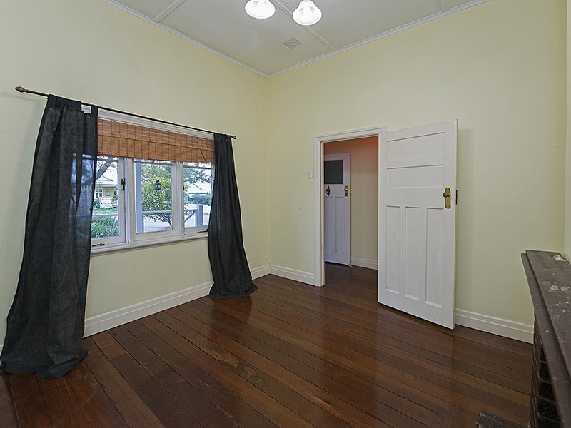 65 Canterbury Terrace, East Victoria Park WA 6101