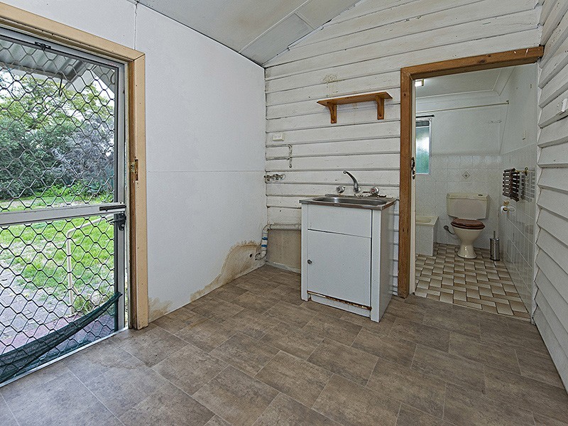 65 Canterbury Terrace, East Victoria Park WA 6101